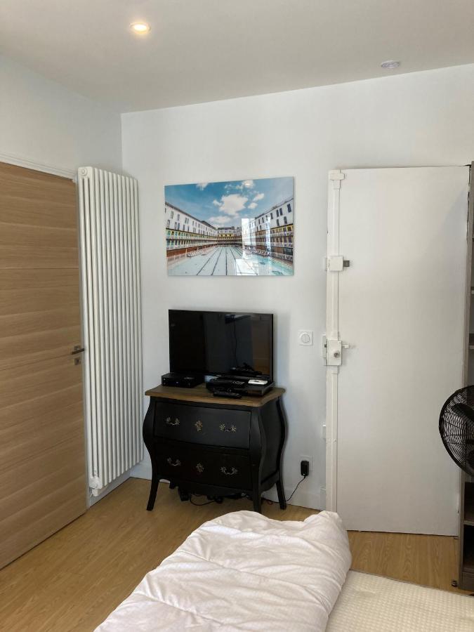 Appartement Pied à terre Saint-Germain-des-Prés à Paris Extérieur photo