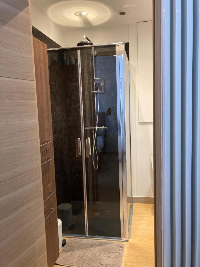 Appartement Pied à terre Saint-Germain-des-Prés à Paris Extérieur photo